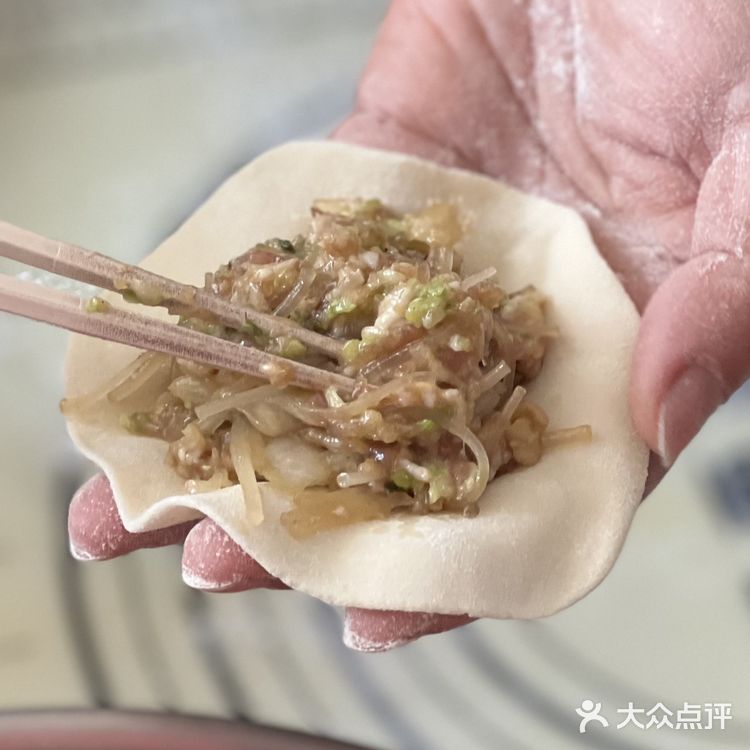 在家自制白菜猪肉包 这样做巨好吃❗️