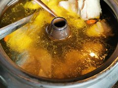 -云海肴·汽锅鸡·云南菜(天山百盛优客店)