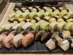-大中华希尔顿酒店-念自助餐·嗨啤·小龙虾