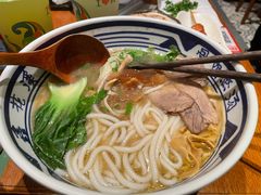 -鑫花溪牛肉米粉(东环大润发店)