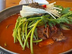 -喇喇排骨火锅·传统韩式脊骨汤(望京西园总店)