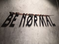 -BE NORMAL CAFE(霞溪路店)