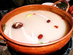 北京烤鸭加黑胡椒猪肚鸭架锅-三人行骨头王火锅(长寿店)