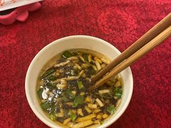 -山城年华老火锅(玉林店)