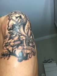 -越域刺青