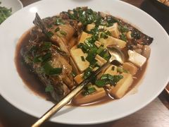 野生鱼钩炖豆腐-青桃餐厅