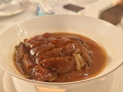 秘制脆皮灌汤烧鹅-炳胜公馆(珠江新城店)