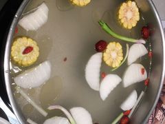 养生原汤锅-俏牛哥鲜牛肉牛肆馆(重庆天地店)