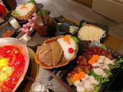 -湊湊火锅·茶憩(打浦桥日月光店)