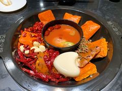 鸳鸯锅底-重庆古老火锅