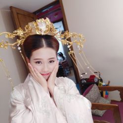 -盘子女人坊生日照·摄影馆(华强店)