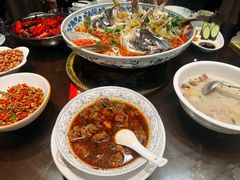 -湘潭九龙鱼头店(城南西路店)