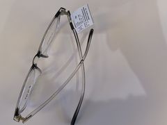 -罗伯特眼镜·蔡司官方授权(前海桂湾店)