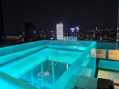 -重庆解放碑威斯汀酒店