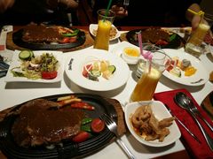 -爱丽丝牛排西餐厅(光谷步行街店)