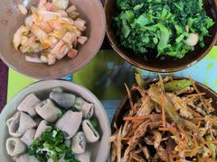 豌豆炖肥肠-周肥肠(江油总店)