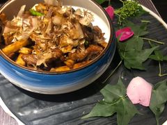 -孙家外婆•长春地标美食新名片(吾悦广场店)