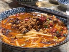 -粉家柳州螺蛳粉(杨宅路店)