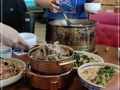 -蒙亨·手把肉·蒙古包文化主题餐厅(天恒广场店)