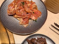 -蚂蚁洞·烤肉大营地(上海静安大悦城店)