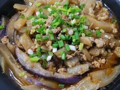 咸鱼茄子煲-标记美食新鲜猪杂(兴南大道店)