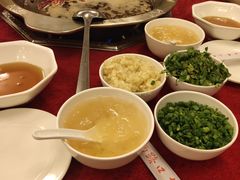 -山城年华老火锅(玉林店)