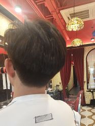 -东方先生国潮男士理发馆