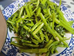 -何哥鲜鱼餐厅(龙湖花园店)