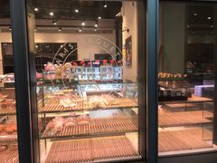 面包甜点陈列柜-巴黎贝甜(常德路店)
