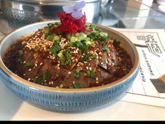 -胡桃里音乐餐厅(陶溪川店)(川湘赣菜·世界百大酒庄直供红酒·音乐表演)
