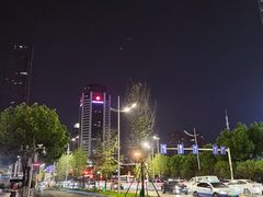 -西北湖绿化广场