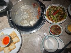 葱姜炒鱼杂-淘米捞·米汤脆鲩鱼火锅(福田皇岗店)