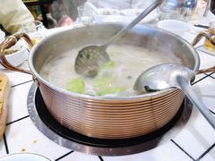 -领鲜现切猪杂火锅(番禺桥南店)