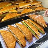 海口龙湖天街！排队也要吃的。。。