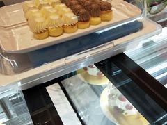 -花花卷卷·鲜食蛋糕(静安久光百货店)