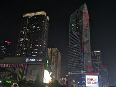 -观音桥步行街