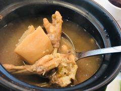 莲藕鸡脚汤（明火例汤）-文记壹心鸡(宝华路店)