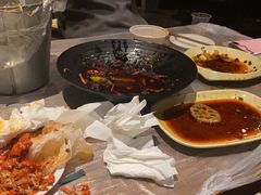 -巴厘龙虾·榜首油焖大虾(音乐学院·沿江酒馆店)