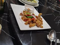 -河畔春天时尚餐厅