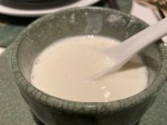 生磨蛋白杏仁茶-三号黄浦会Canton Table