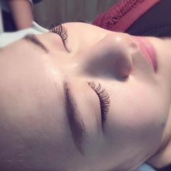 -EMILY艾枚莉美甲美睫·美颜·现磨咖啡