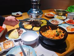 -唯成•韩国炭火烤肉 유성고기