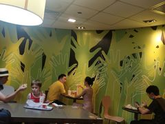 大堂-麦当劳(新洲南路店)