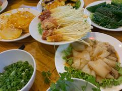 -顺峰渔港中国人的餐厅