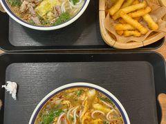 -云阿蛮云南生烫牛肉米线(奉贤路店)