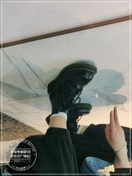 -罗亚帝造型·烫发染发