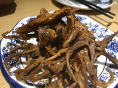 鸭舌头-兔爸私家小厨(新北万达店)