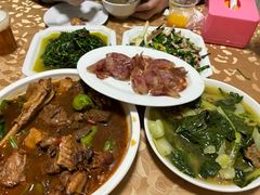 -山里人家土菜馆(茅山店)