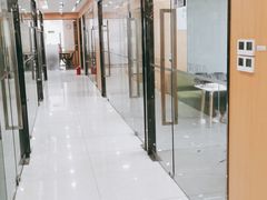 -沃尔得国际英语(泉城路校区)