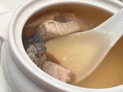 松茸竹丝鸡炖螺头-明阁 Ming Court(广州朗豪酒店)